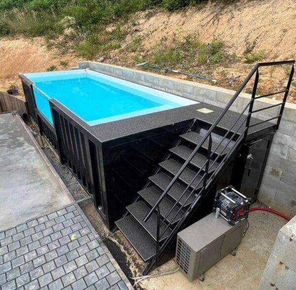 20ft shipping container pool (1)