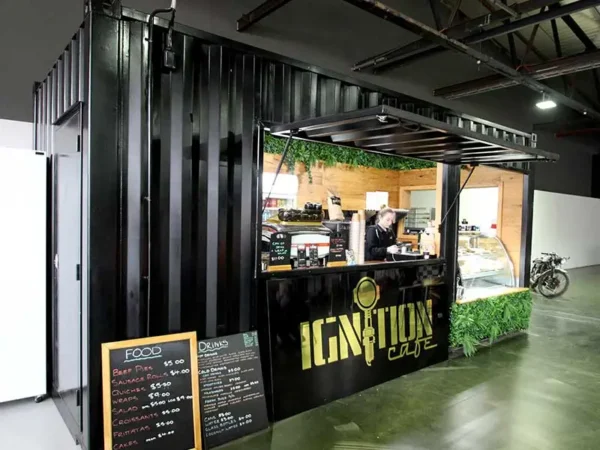 container cafe 10