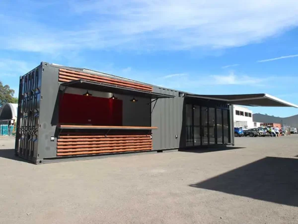 container cafe 12